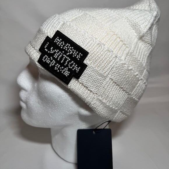 Marque LV Beanie - Picture 1 of 4